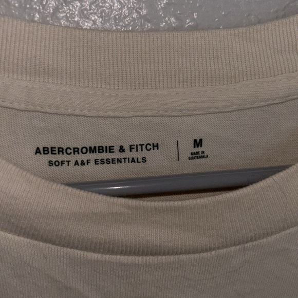 Abercrombie & Fitch Oversized Tee - Picture 3 of 3